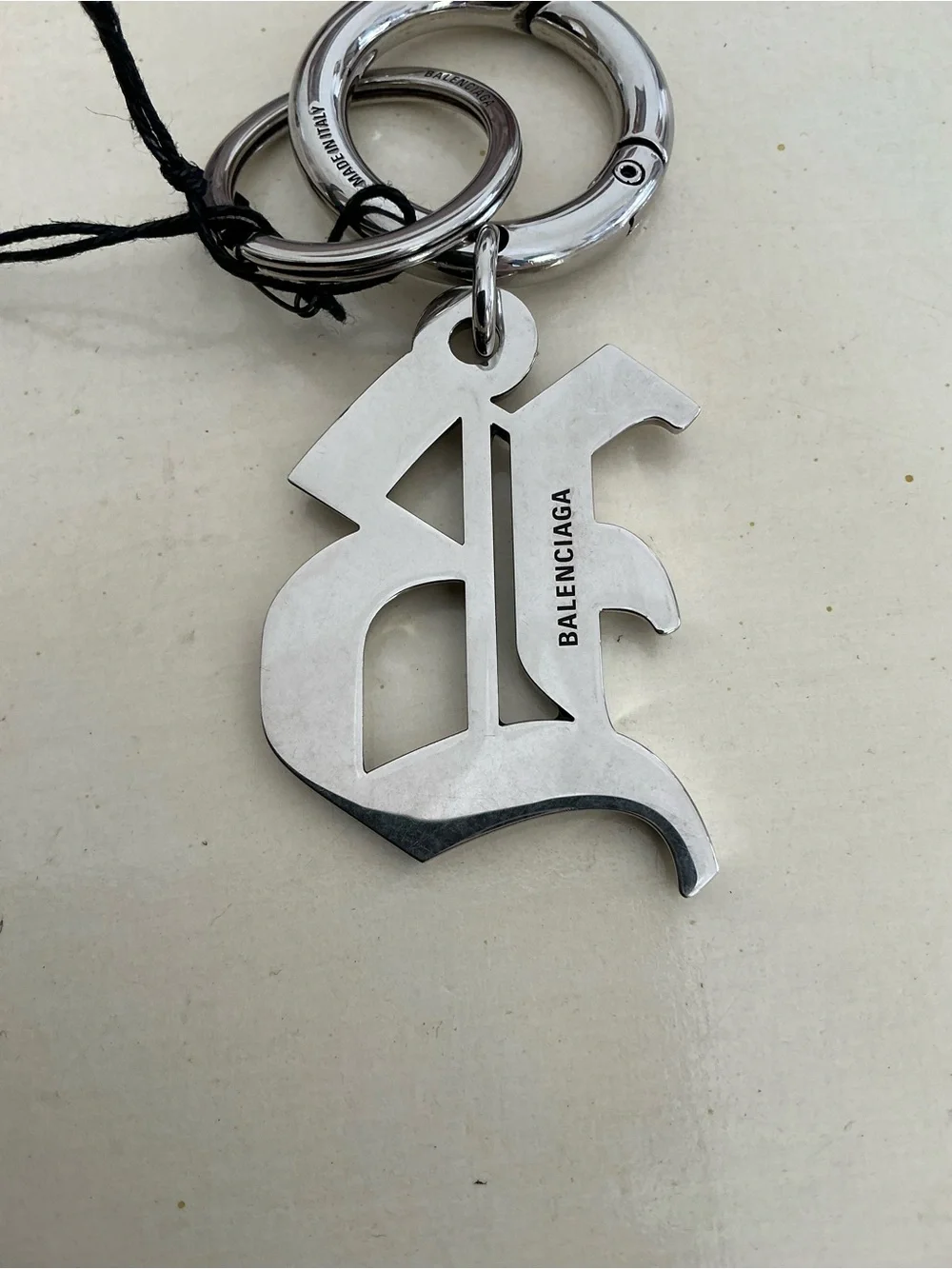 BALENCIAGA MELROSE B LOGO KEYCHAIN KEY RING FOB IN ANTIQUE SILVER - Picture 11 of 15